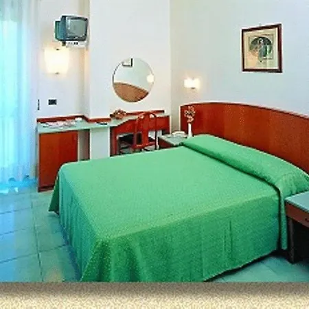 호텔 Western Quattrotorri 4*
